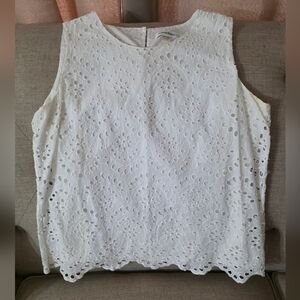 3 Sleeveless Tops
